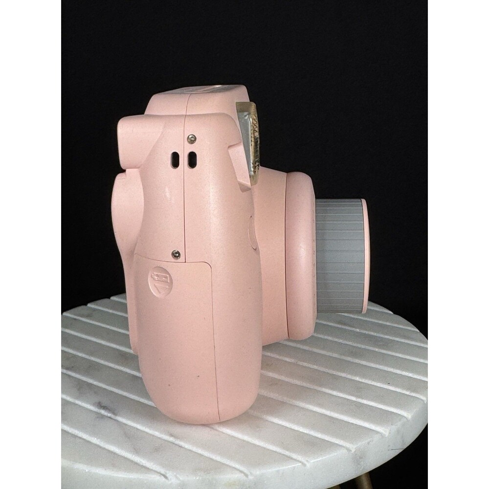 Fuji Instax Mini 8 Fujifilm Instant Film Camera Light Pink - Tested & WORKS - Picture 3 of 9